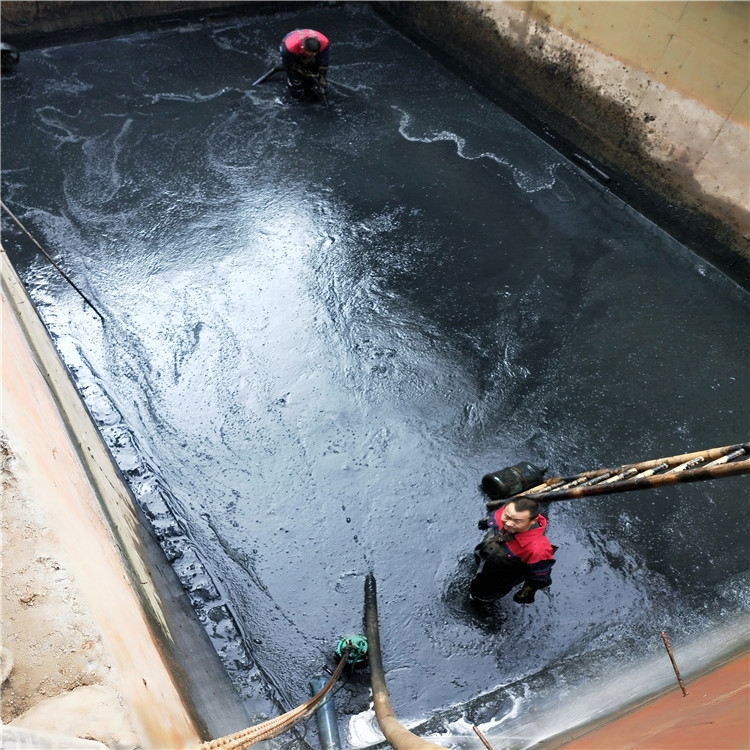 龙华废水池清理
